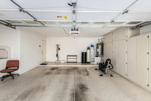 1601 E HAZELTINE Way, Chandler, AZ 85249