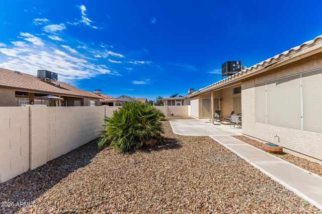 1601 E HAZELTINE Way, Chandler, AZ 85249