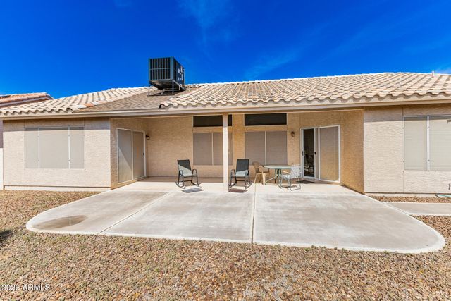 1601 E HAZELTINE Way, Chandler, AZ 85249