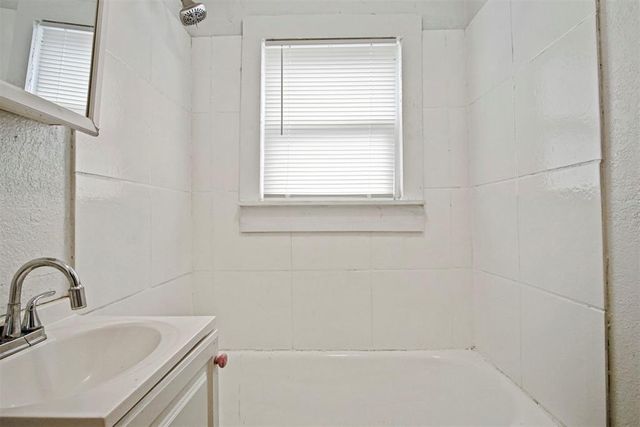 521 SW 24th Street, Oklahoma City, OK 73109