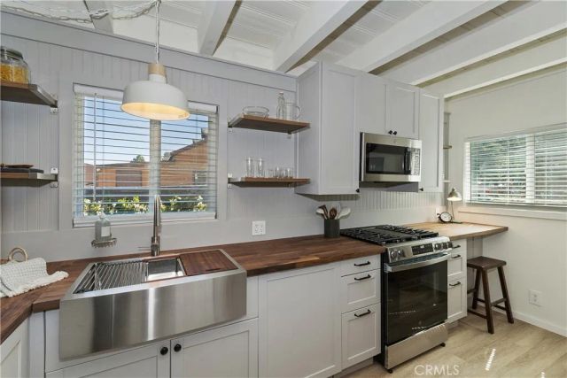 927 W Fairway, Big Bear City, CA 92314