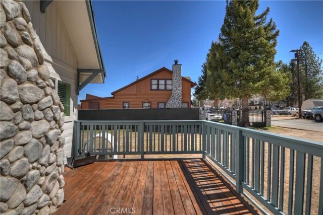 927 W Fairway, Big Bear City, CA 92314
