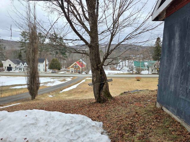 2986 VT Route 122, Sheffield, VT 05866