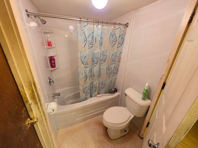 2986 VT Route 122, Sheffield, VT 05866