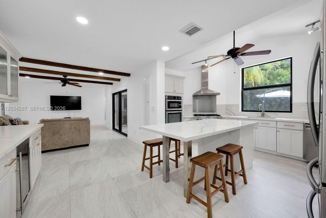 6860 SW 99th Terrace, Pinecrest, FL 33156