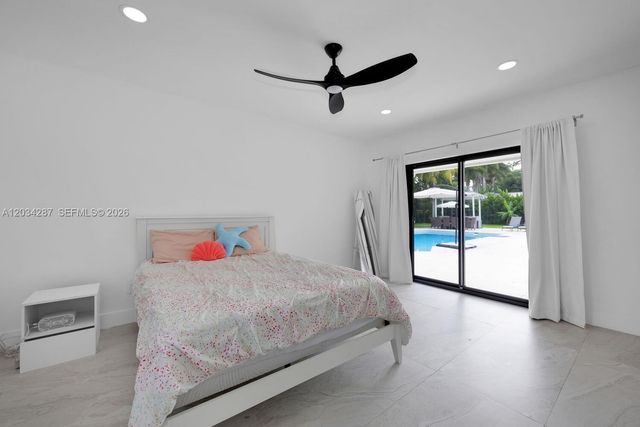 6860 SW 99th Terrace, Pinecrest, FL 33156