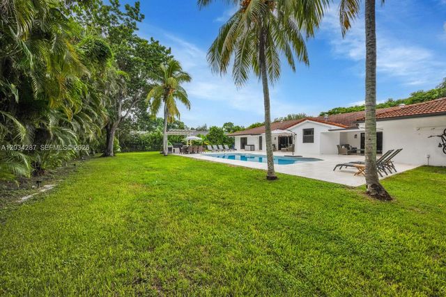 6860 SW 99th Terrace, Pinecrest, FL 33156