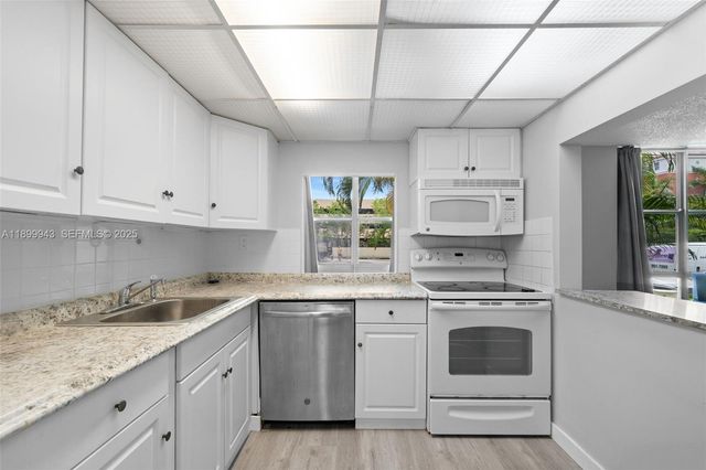 210 172nd Street 128, Sunny Isles Beach, FL 33160