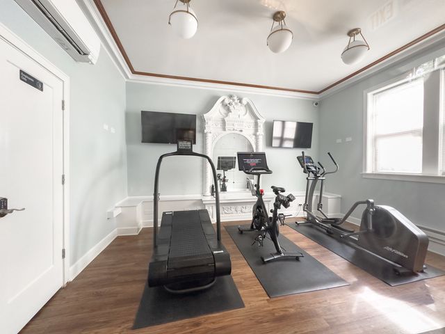 640 W WRIGHTWOOD Avenue 103, Chicago, IL 60614