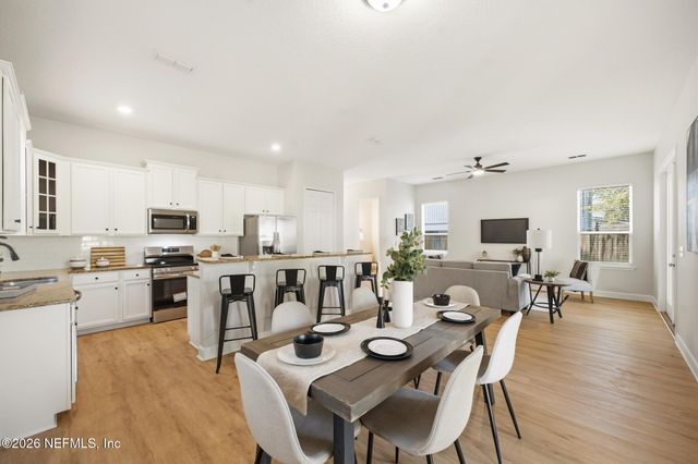 1126 PENMAN Road, Jacksonville Beach, FL 32250