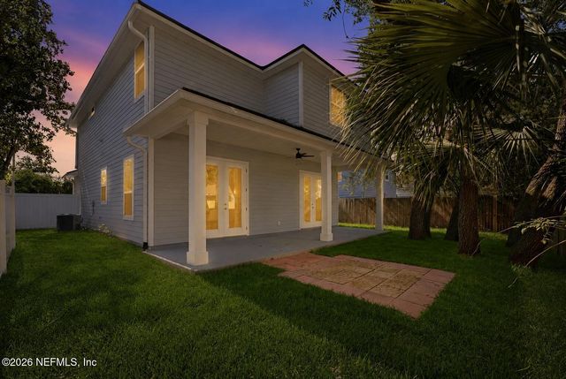 1126 PENMAN Road, Jacksonville Beach, FL 32250