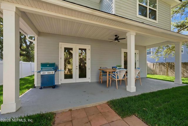 1126 PENMAN Road, Jacksonville Beach, FL 32250