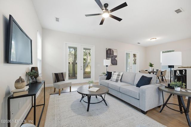 1126 PENMAN Road, Jacksonville Beach, FL 32250