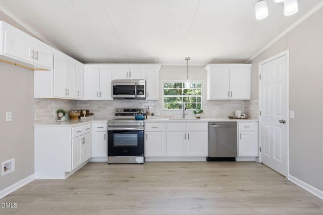 673 Winding Ridge, Sanford, NC 27332