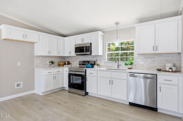 673 Winding Ridge, Sanford, NC 27332