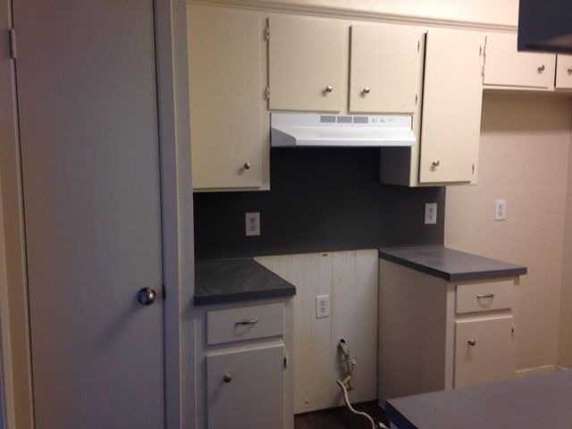 1710 Ledgewood DR B, Austin, TX 78758