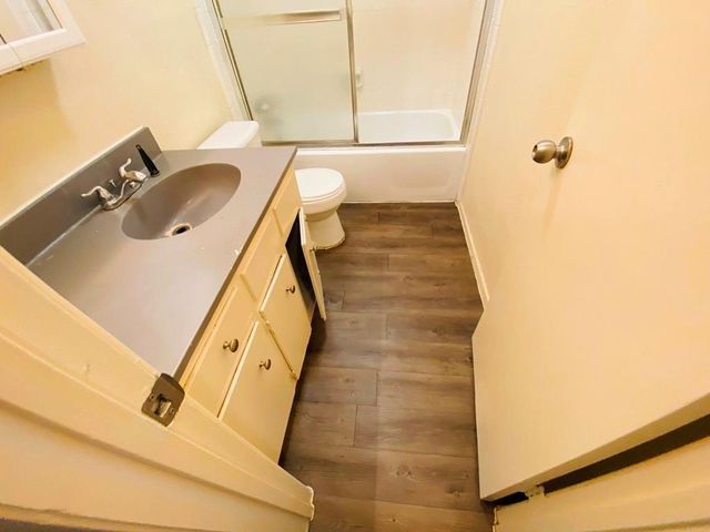 1710 Ledgewood DR B, Austin, TX 78758