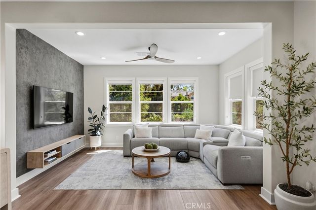 440 Riverbend, Lake Forest, CA 92630