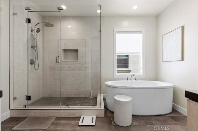 440 Riverbend, Lake Forest, CA 92630
