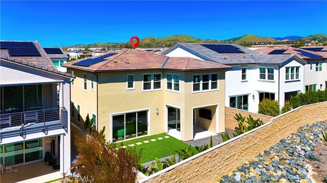 440 Riverbend, Lake Forest, CA 92630