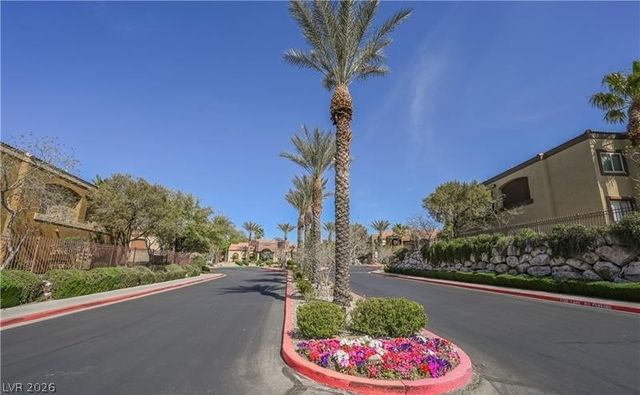950 Seven Hills Drive 2824, Henderson, NV 89052