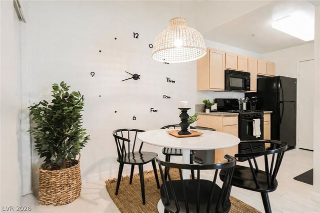950 Seven Hills Drive 2824, Henderson, NV 89052