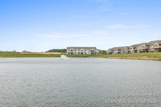 4494 Meadow Pond Way 68, Hamilton, MI 49419