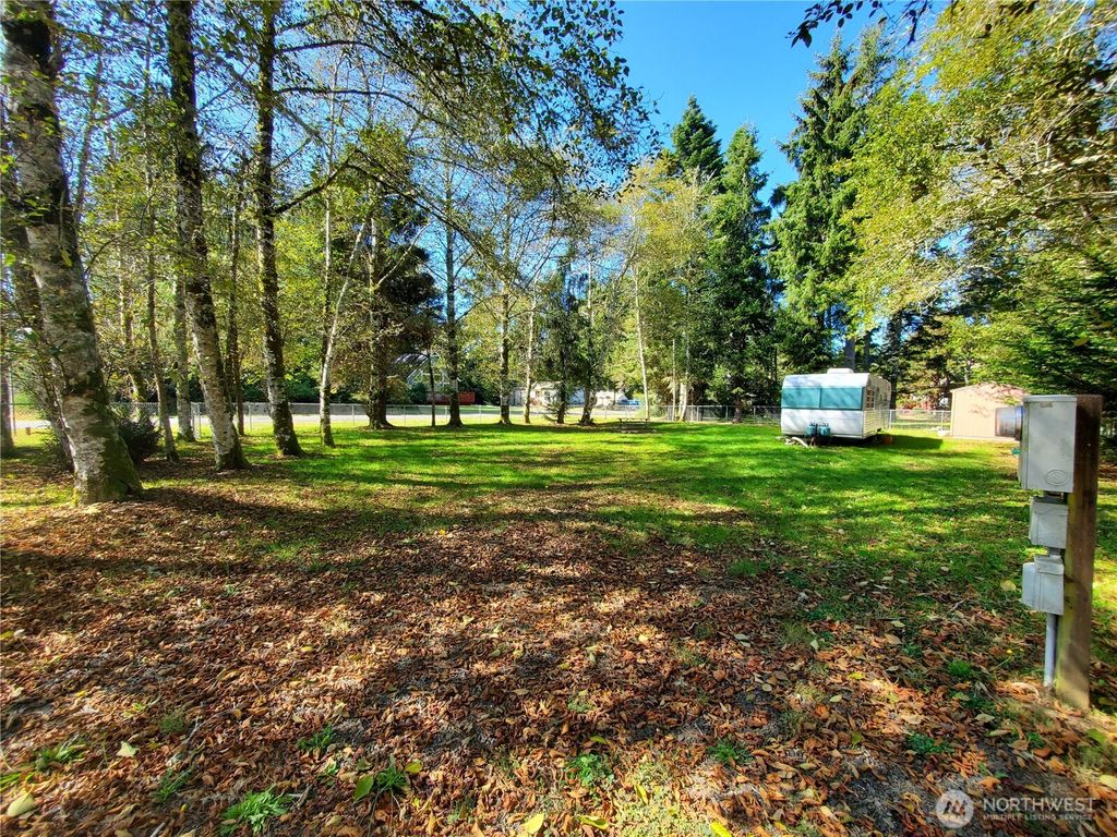 999 Gunderson Avenue SE, Ocean Shores, WA 98569