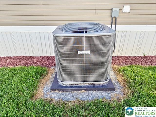 3 Woodland Lane, Longswamp Twp, PA 19539