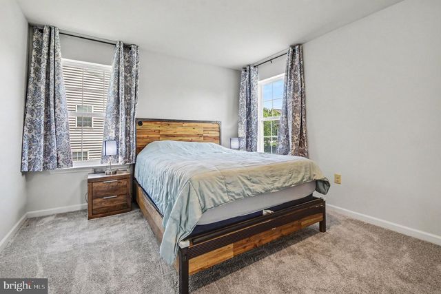 2109 SUNNYVALE DR, Pennsburg, PA 18073