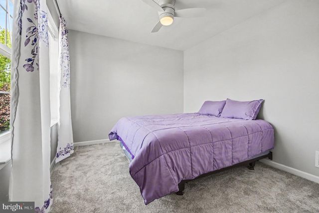 2109 SUNNYVALE DR, Pennsburg, PA 18073