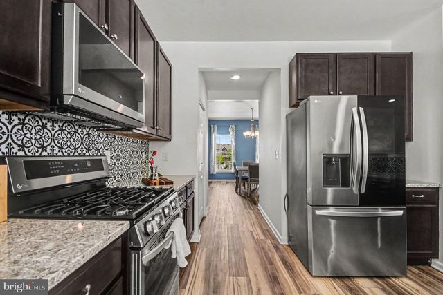 2109 SUNNYVALE DR, Pennsburg, PA 18073