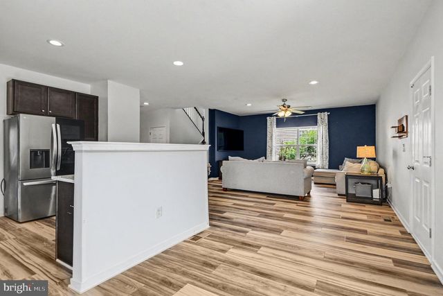 2109 SUNNYVALE DR, Pennsburg, PA 18073
