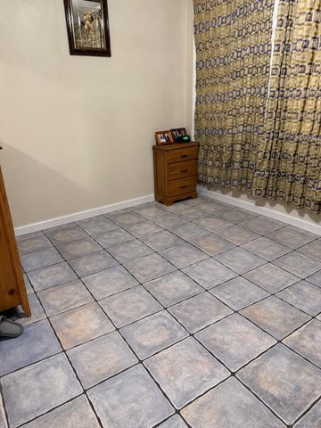 2041 Colonial Avenue, Bronx, NY 10461