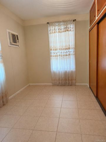 2041 Colonial Avenue, Bronx, NY 10461