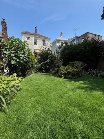 2041 Colonial Avenue, Bronx, NY 10461