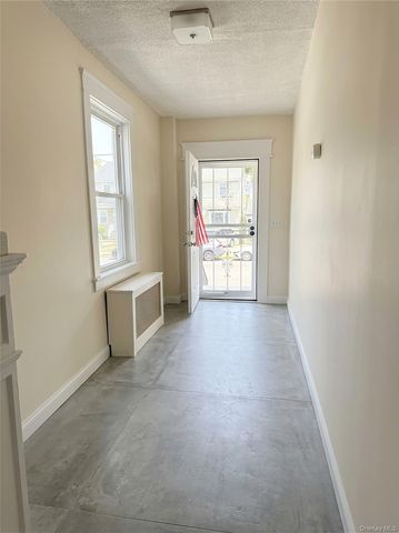2041 Colonial Avenue, Bronx, NY 10461