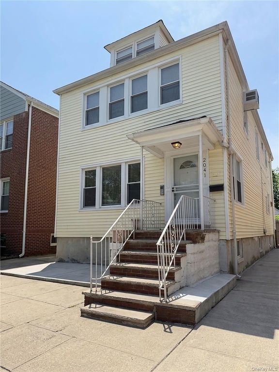 2041 Colonial Avenue, Bronx, NY 10461
