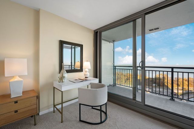 3470 N Lake Shore Drive 23A, Chicago, IL 60657
