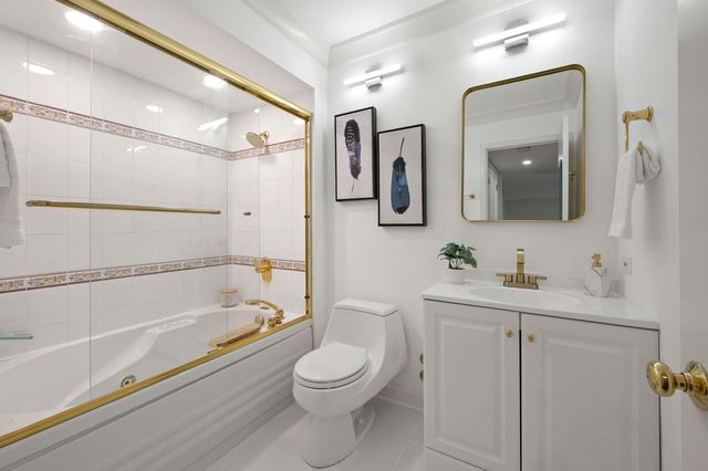 3470 N Lake Shore Drive 23A, Chicago, IL 60657