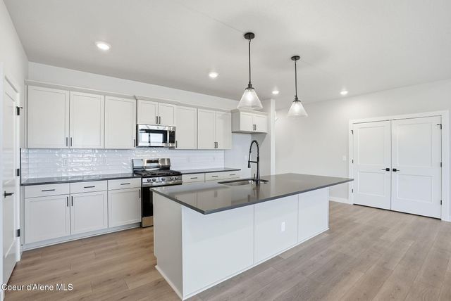 7065 N Coeur Terre Blvd, Coeur D'alene, ID 83815