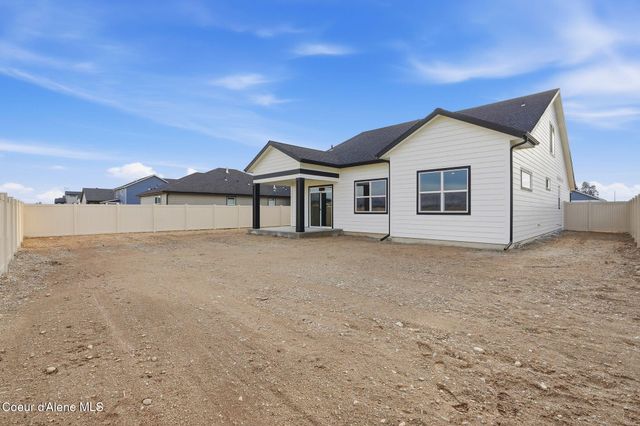 7065 N Coeur Terre Blvd, Coeur D'alene, ID 83815