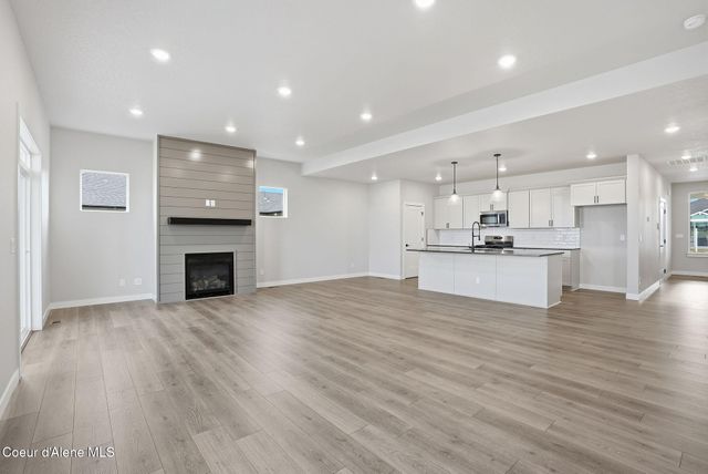 7065 N Coeur Terre Blvd, Coeur D'alene, ID 83815