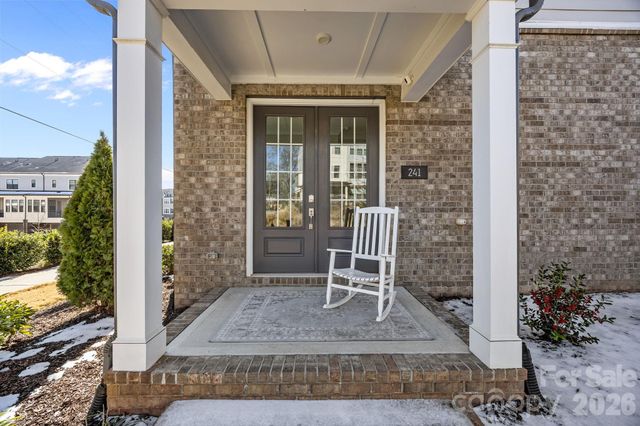 241 Emerson Avenue, Charlotte, NC 28204