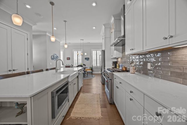 241 Emerson Avenue, Charlotte, NC 28204