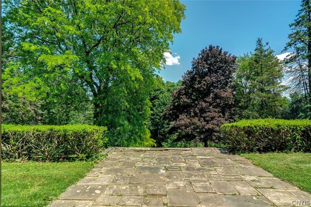 5157 Skyline Dr Drive, Onondaga, NY 13215