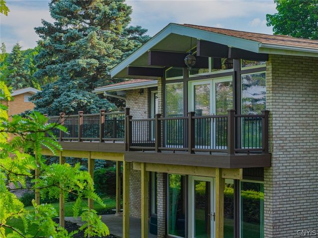 5157 Skyline Dr Drive, Onondaga, NY 13215