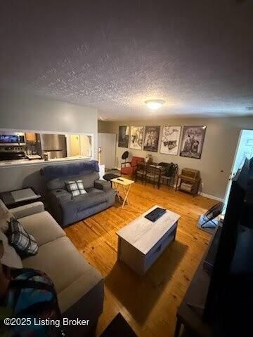 1320 S 17th St, Louisville, KY 40210