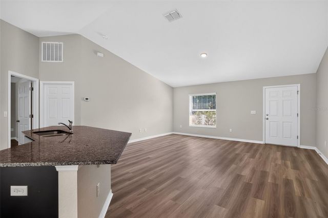 16 SPRING LOOP COURT, Ocala, FL 34472