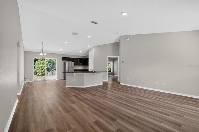 16 SPRING LOOP COURT, Ocala, FL 34472